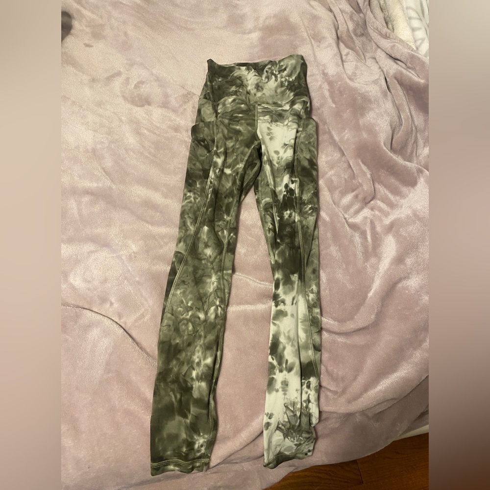 The dye lulu lemon leggings